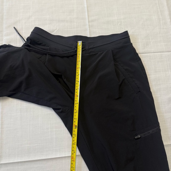 Athleta Black Venture Pant Joggers Pockets Athletic Running Outdoors Yoga Size 6 - Picture 7 of 10